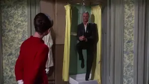 Backdrop to the movie "Charade" #201920