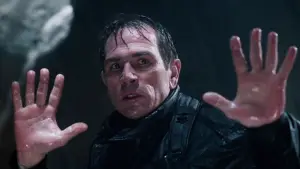 Backdrop to the movie "The Fugitive" #773220