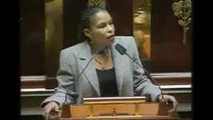 Backdrop to the movie "Christiane Taubira : une loi pour mémoire" #820014