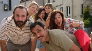 Backdrop to the movie "What is Love?" #783274