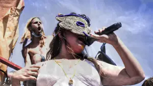 Backdrop to the movie "Soulèvements" #783404