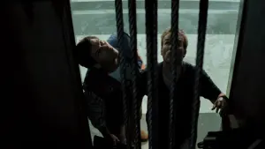 Backdrop to the movie "Down" #459411