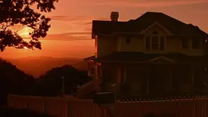 Backdrop to the movie "Scream" #910325