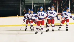 Backdrop to the movie "Miracle" #243105