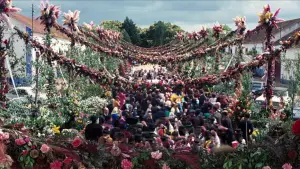 Backdrop to the movie "On Her Majesty