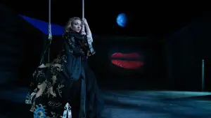 Backdrop to the movie "Seven Veils" #660976