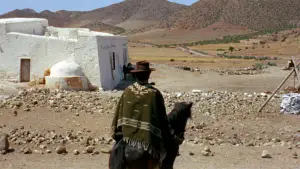 Backdrop to the movie "A Fistful of Dollars" #649027