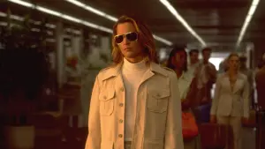 Backdrop to the movie "Blow" #221413