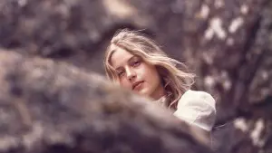 Backdrop to the movie "Picnic at Hanging Rock" #231026