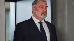 Backdrop to the movie "Canary Black" #622963