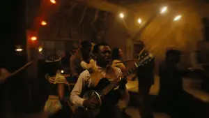 Backdrop to the movie "Sinners" #512422