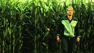 Backdrop to the movie "Husk" #485602