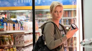 Backdrop to the movie "Young Adult" #344801