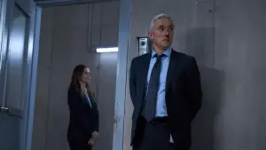 Backdrop to the movie "Canary Black" #622825