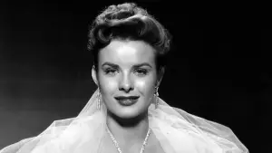 Backdrop to the movie "Vicki" #765068