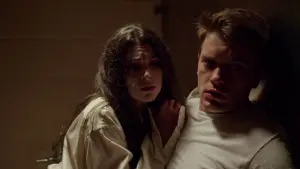 Backdrop to the movie "Siren" #350106