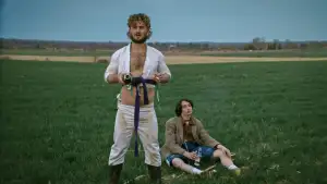 Backdrop to the movie "Crash Land" #799111