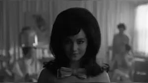 Backdrop to the movie "Priscilla" #804377