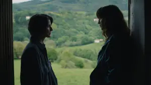 Backdrop to the movie "She Walks in Darkness" #606325