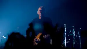 Backdrop to the movie "Bryan Adams: Live At The Royal Albert Hall" #856687