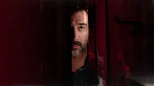 Backdrop to the movie "The Resident" #433742