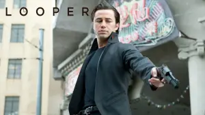 Backdrop to the movie "Looper" #696819