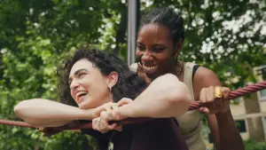 Backdrop to the movie "You and Me makes Three" #780581