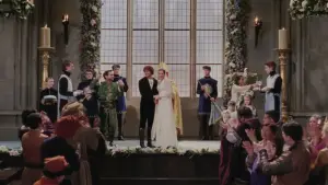 Backdrop to the movie "Ella Enchanted" #693341