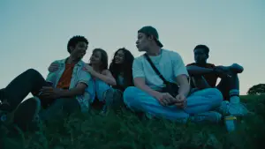 Backdrop to the movie "Last Swim" #694251