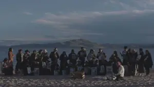 Backdrop to the movie "Uyariy" #541975