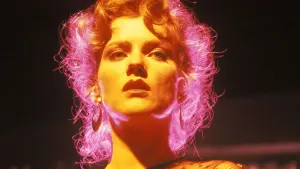 Backdrop to the movie "Lola" #462758