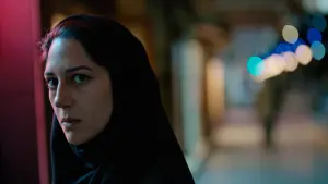 Backdrop to the movie "Holy Spider" #380278