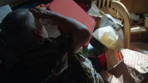 Backdrop to the movie "Henri" #802559