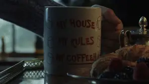 Backdrop to the movie "Knives Out" #561248