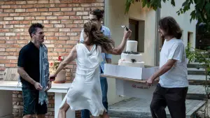 Backdrop to the movie "3 Days in September" #544746