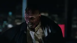 Backdrop to the movie "Darkman" #923378