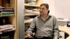 Backdrop to the movie "Starsuckers" #724415