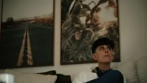 Backdrop to the movie "Come See Me in the Good Light" #580439