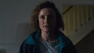 Backdrop to the movie "Restless" #723232