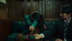 Backdrop to the movie "Decision to Leave" #653603