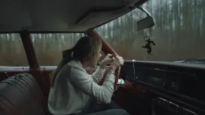 Backdrop to the movie "Longlegs" #553963