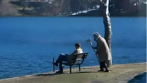 Backdrop to the movie "Creep" #505062