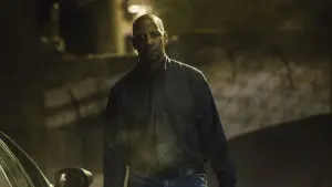 Backdrop to the movie "The Equalizer" #228357