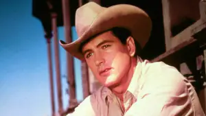 Backdrop to the movie "Giant" #713224