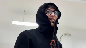 Backdrop to the movie "Es Para Un Videodiario" #543367