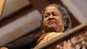 Backdrop to the movie "Thaai Kizhavi" #536753