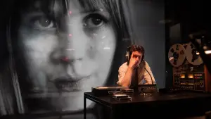 Backdrop to the movie "Broken English" #767721