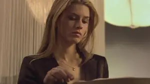 Backdrop to the movie "Darling" #613428