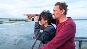 Backdrop to the movie "Spread Your Wings" #417412