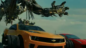 Backdrop to the movie "Transformers: Dark of the Moon" #810785